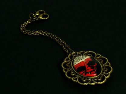 Vampire fashion pendant for headphones