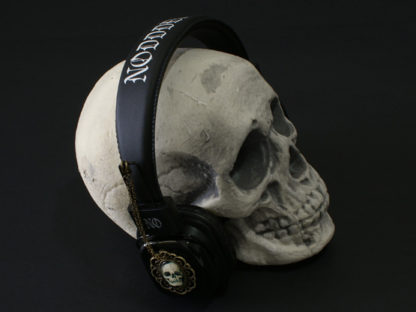 Most Goth headphones with skull