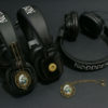 Vintage headphones with attachable pendants