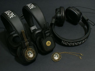 Victorian style pendant headphones